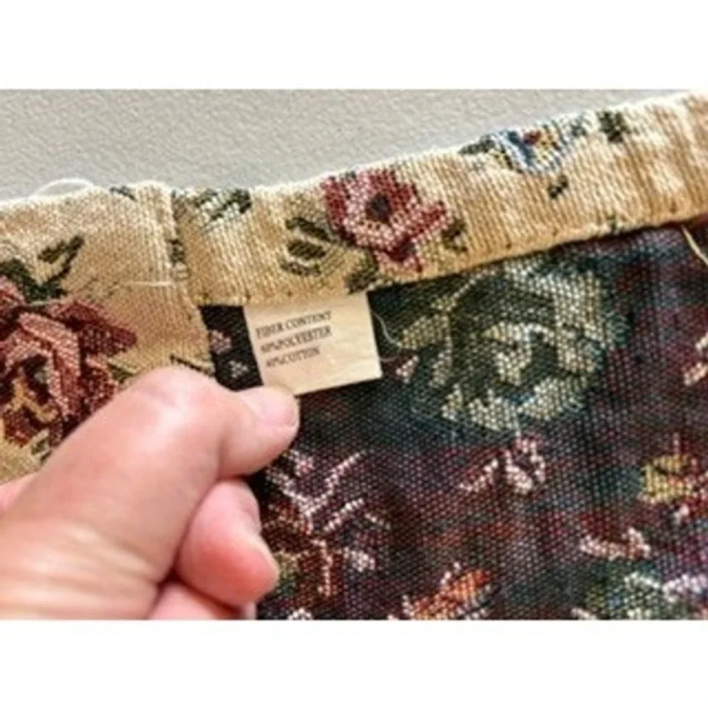 Vintage Floral Rose Tapestry Valance Scalloped Window Treatment Cottagecore